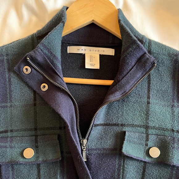 Max Studio, Tartan Plaid Jacket, Size Large, Zips & buttons, has pockets - Picture 3 of 7